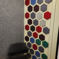 Dold gipsdörr i väggen